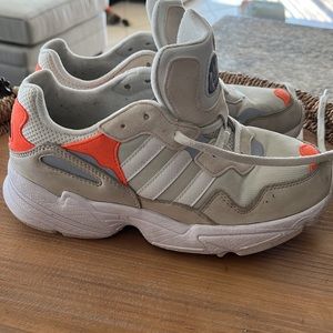 Adidas sneakers size 6